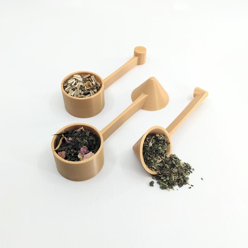 Collection of tea and coffee spoons (single and double)