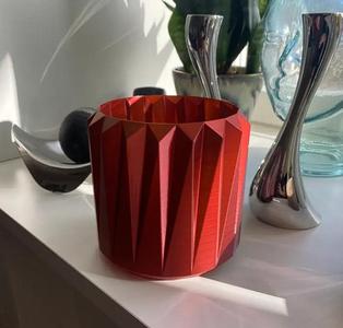 Simple geometric vase
