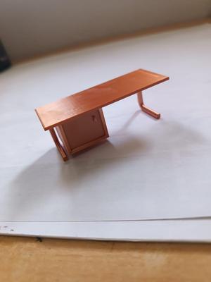 Schreibtisch/ Lehrerpult