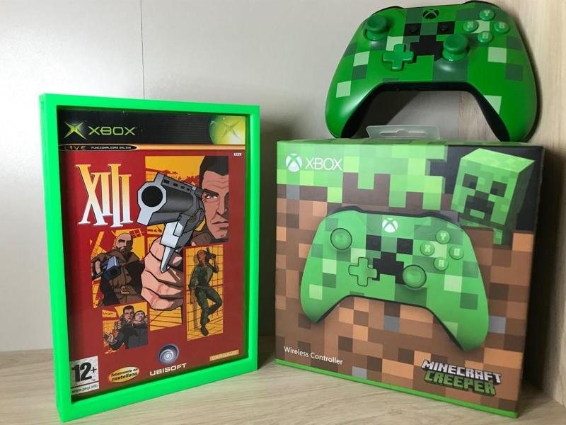 XBOX XBOX360 DVD VIDEO DISPLAY STAND LED PROTECTOR