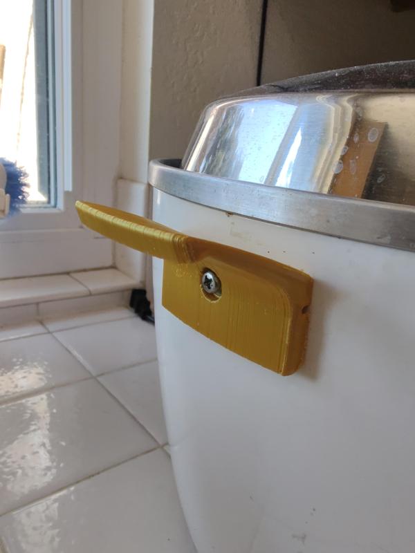 Replacement handle for rice cooker