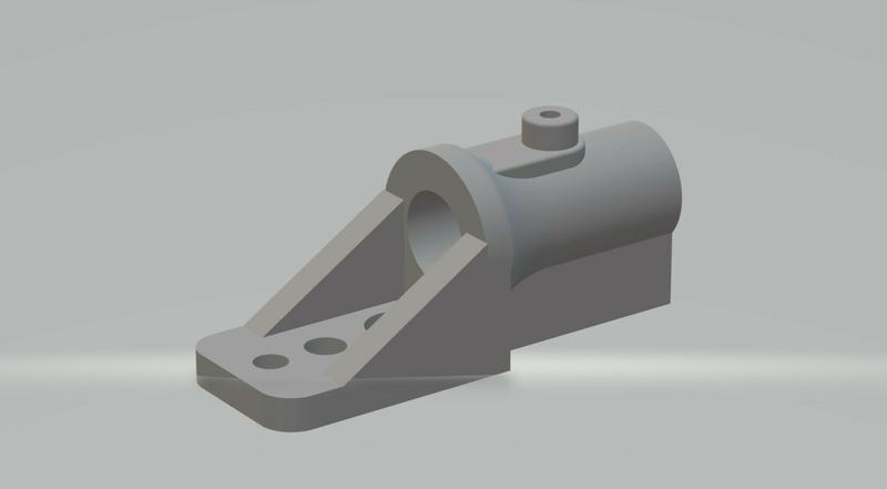 Loudspeaker mounting on metal feet