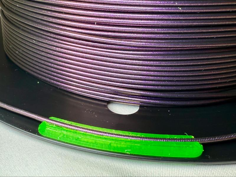 Press-in filament clip for Voxelab flat-side spool