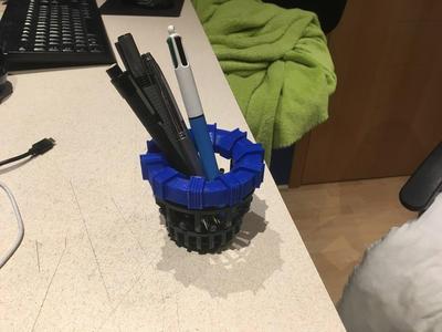 Arc Reactor Pen Holder