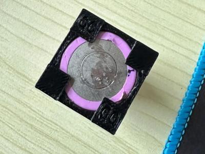 21700 battery holder