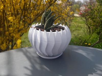 leaf planter