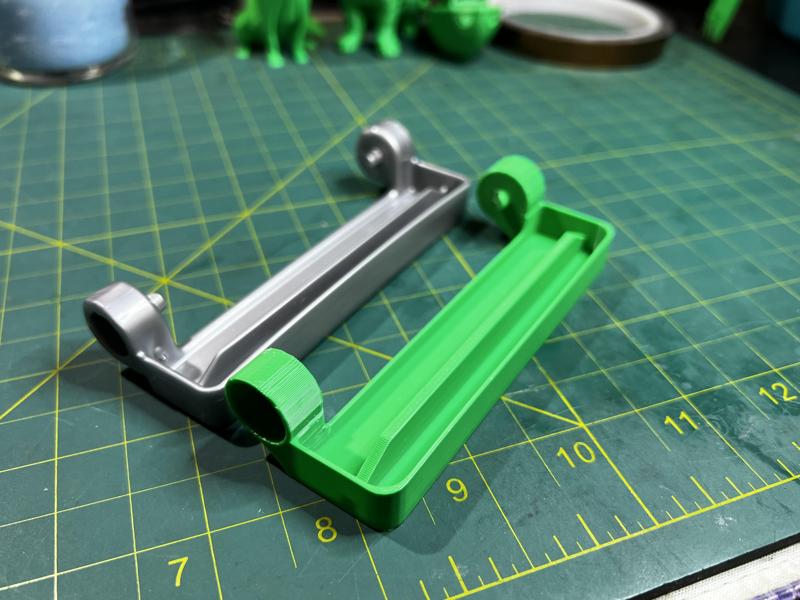 Handle for Sterilite Plastic Container