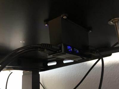 Mount USB-hub under desk