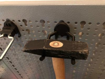 Küpper Euro Pegboard Hammer Holder