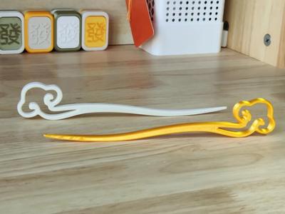 Golden Cloud Hairpin