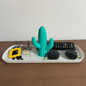 Cactus Centerpiece - Organizer
