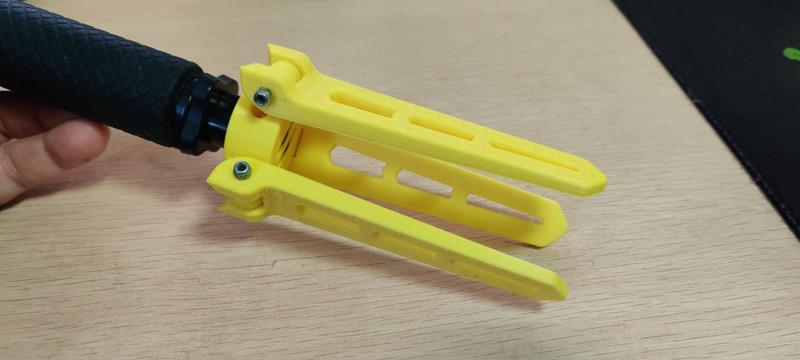 3D Printed Folding Tripod for cameras and selfie sticks
