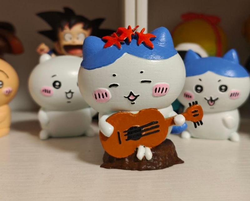 Chiikawa Hachiware Guitar