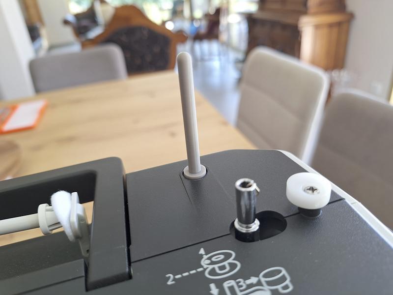 NECCHI Q132A sewing machine spool pin