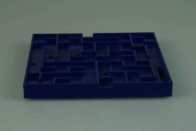 LABYRINTH GAME - Basic Puzzle - "The Dark V2"