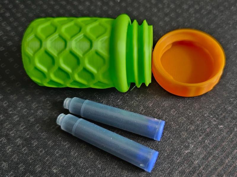 fountain pen cartridge case