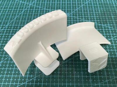 Screen Top Extension: Headphone Holder