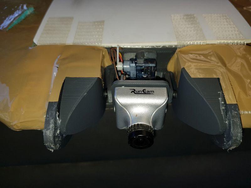 Flying Wing Tilting Nose