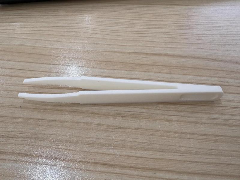 Tweezers