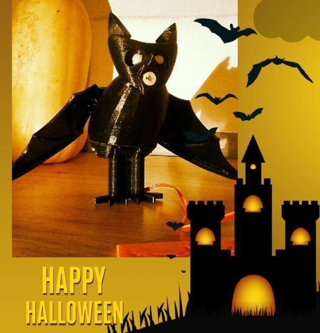 Bat moved by Servomotor