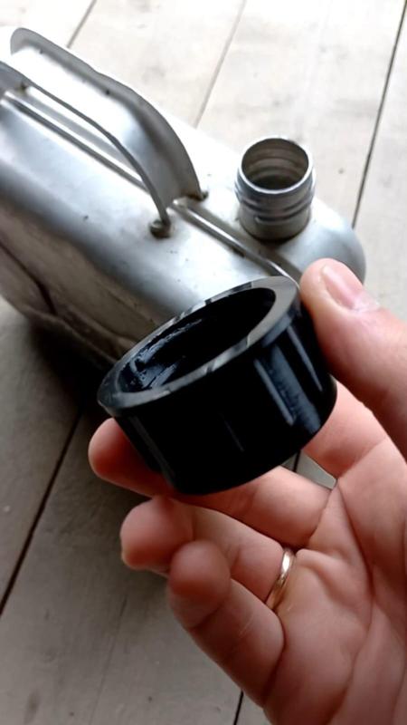 10 liter gasoline canister lid
