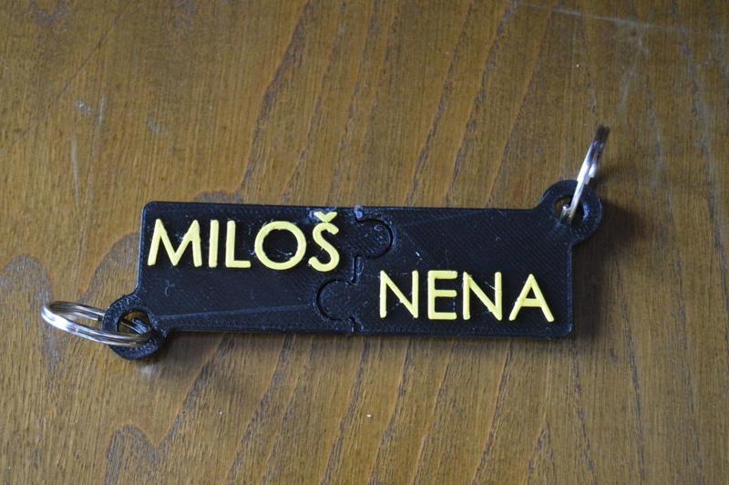 Customizable puzzle keychain for couples (or friends)