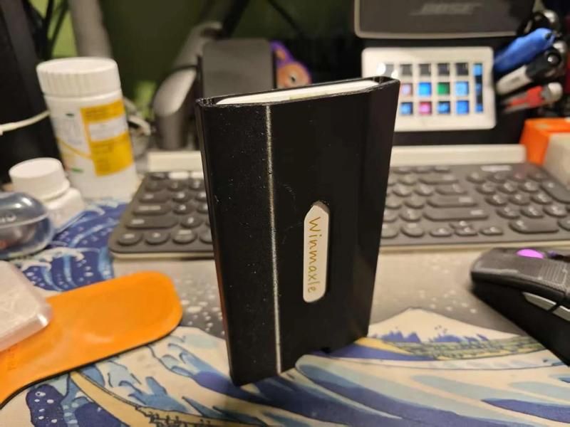 Winmaxle B1 Portable Bluetooth Keyboard Protective Case