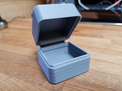 small case with combined living hinge