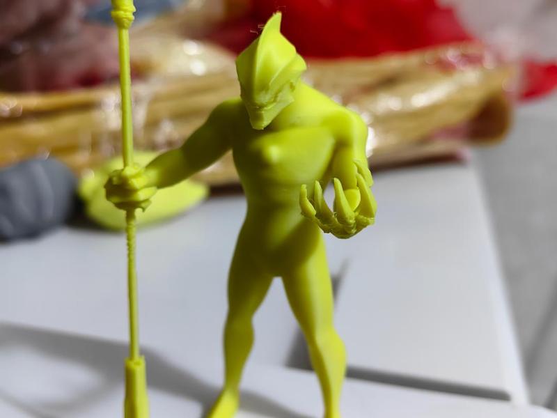 Belial Ultraman Dark Version, scaled down, Belial with weapons