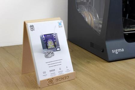 Brochure Stand
