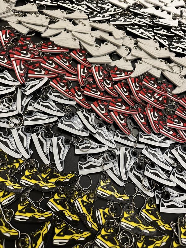 Key Chain Pack Sneakers Jordan Vans Nike Adidas Sneakers Jordan Vans Nike Adidas