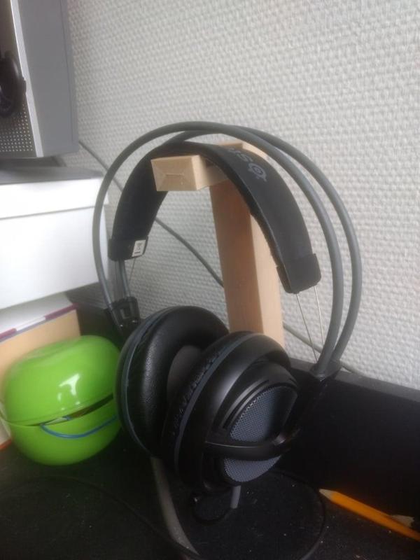headphones stand (hoofdtelefoon standaard)
