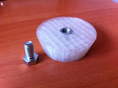 Parametric leg for table