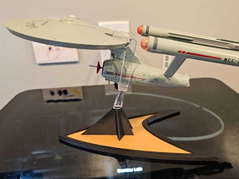 Eaglemoss Ship Stands - Star Trek TOS Emblem