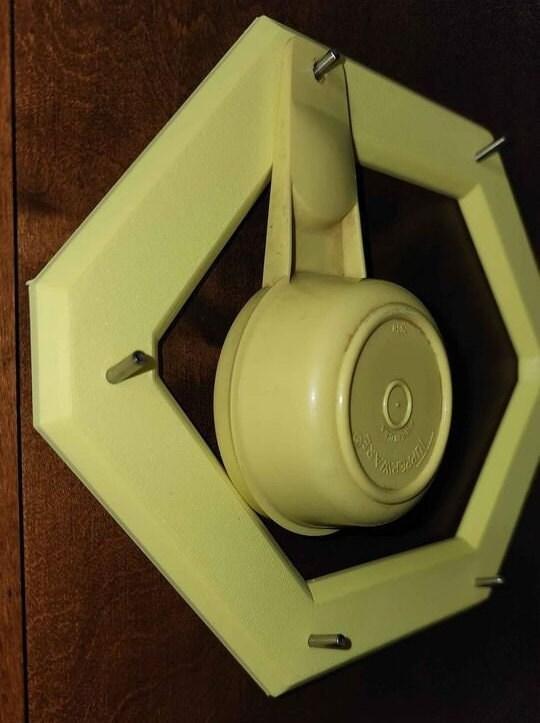 Tupperware Measuring Cup Holder