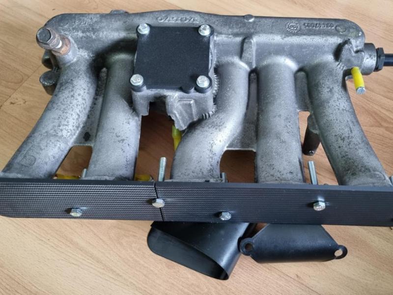 Volvo R5 engines manifold dummy plugs for sanding