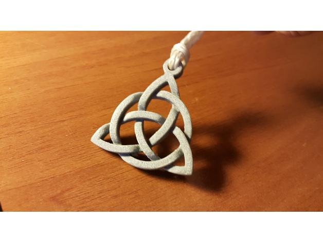 TRIQUETRA
