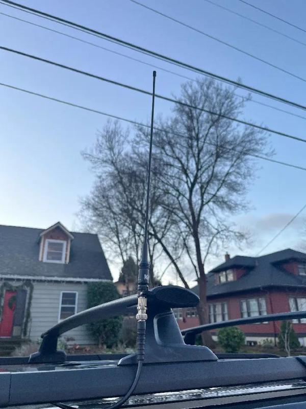 Chevy Traverse Roof Rack Endcap BNC Antenna Clip   