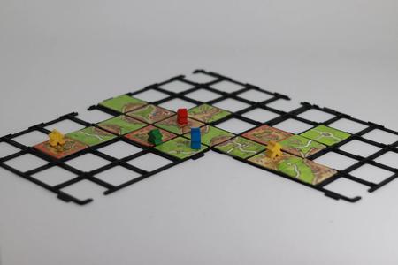 Ultimate Karak & Carcassonne tile grid holder