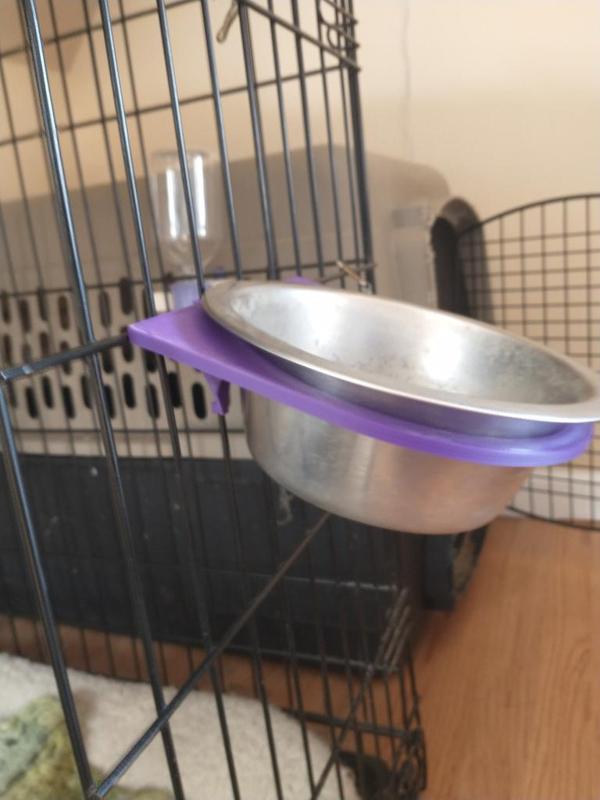Pet food bowl holder