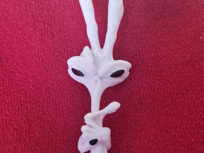 alien hand face