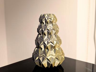 Vase with Large Facets