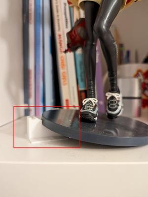 Cool Stand support for leaning action figures!