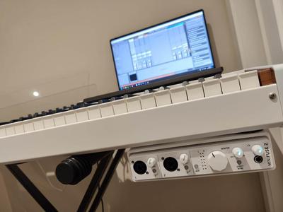 Arturia MiniFuse 2 Shelf for KeyLab 88 MkII