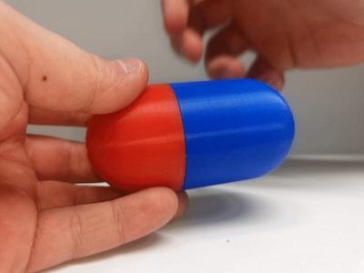 Pill-Shaped Screw Container
