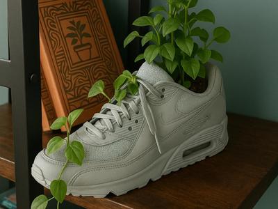 Nike Air planter