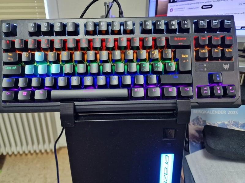 TASTATURSTÄNDER AUF PC, FÜR MEDION ERAZER ENGINEER P10 (MD 35267) UND ACER PREDATOR AETHON 301