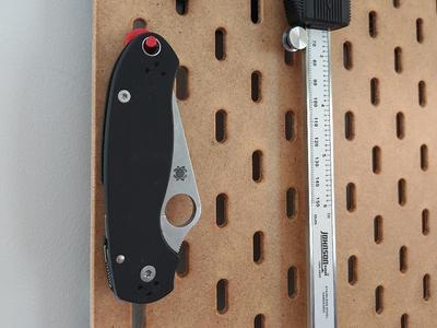 Spyderco PM2 and PM3 Skadis Hook