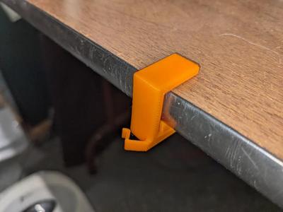 USB Cable Hanger/Organizer   