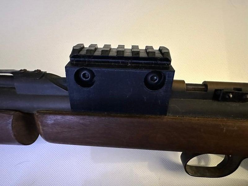 Benjamin Franklin (model 342) .22 Air Rifle Picatinny Site Mount